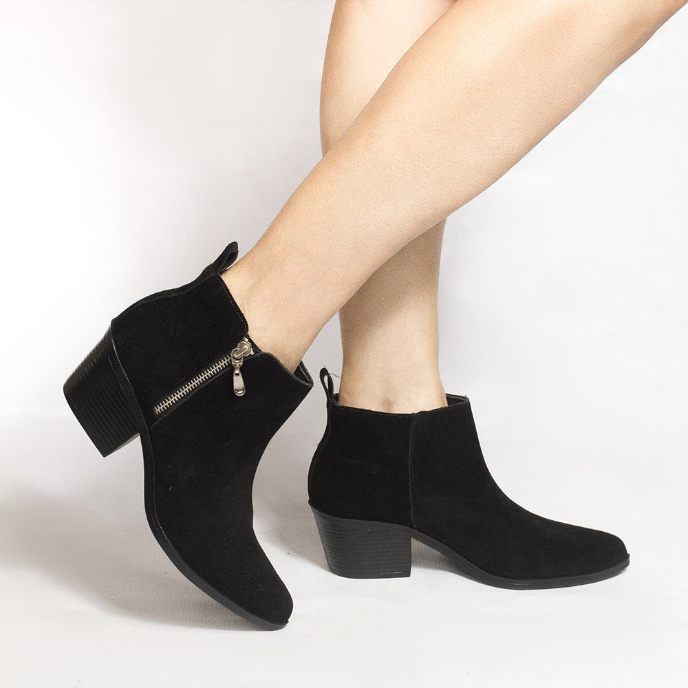 Bota Zatta Bico Fino Cano Curto Country Hilda Camurça  Preta Preto 2