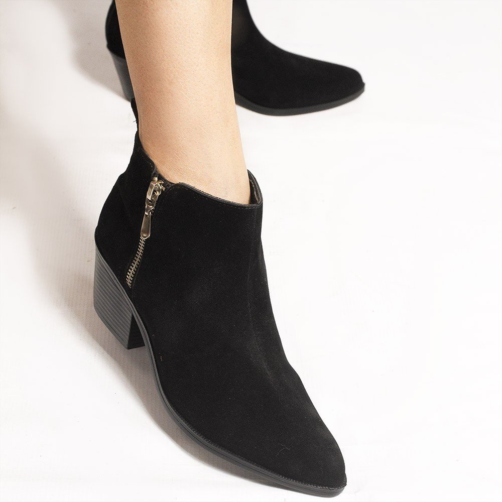 Bota Zatta Bico Fino Cano Curto Country Hilda Camurça  Preta Preto 4