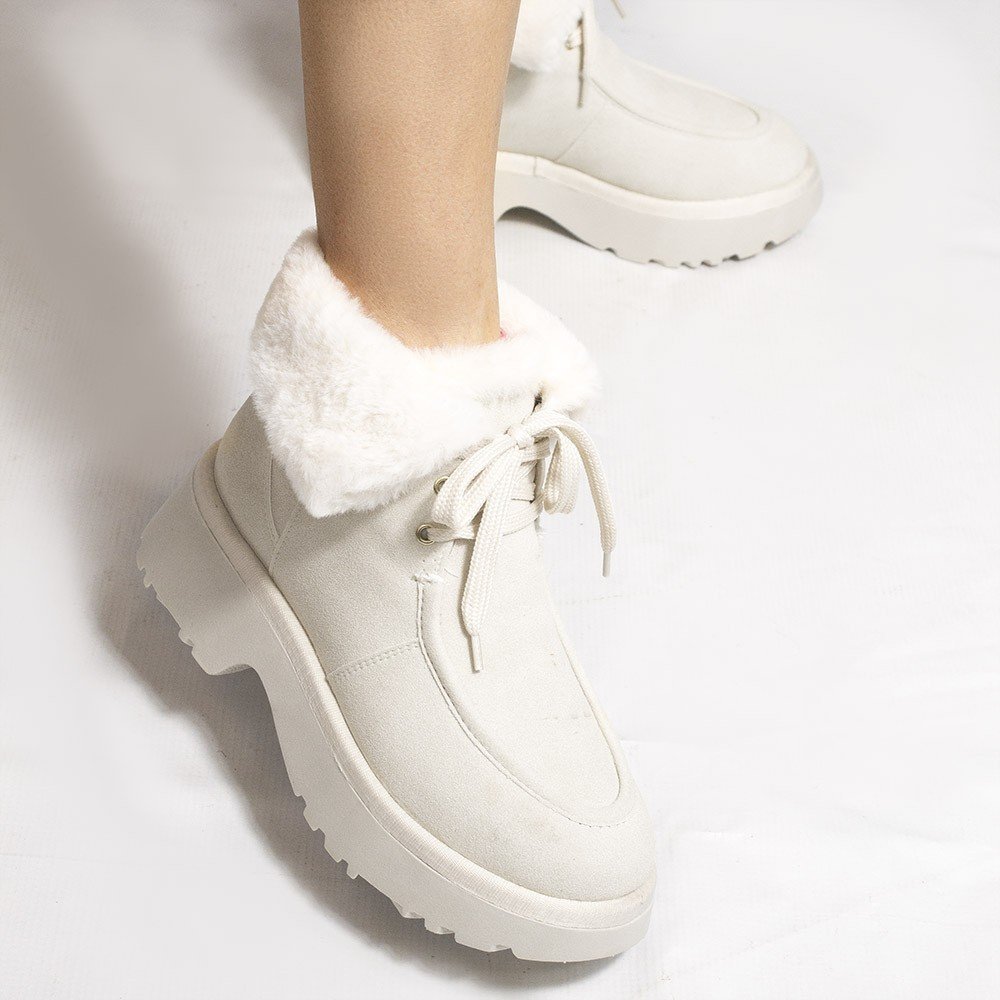 Bota Zatta Coturno Pelúcia Cadarço Hadassa Off White Branco 4