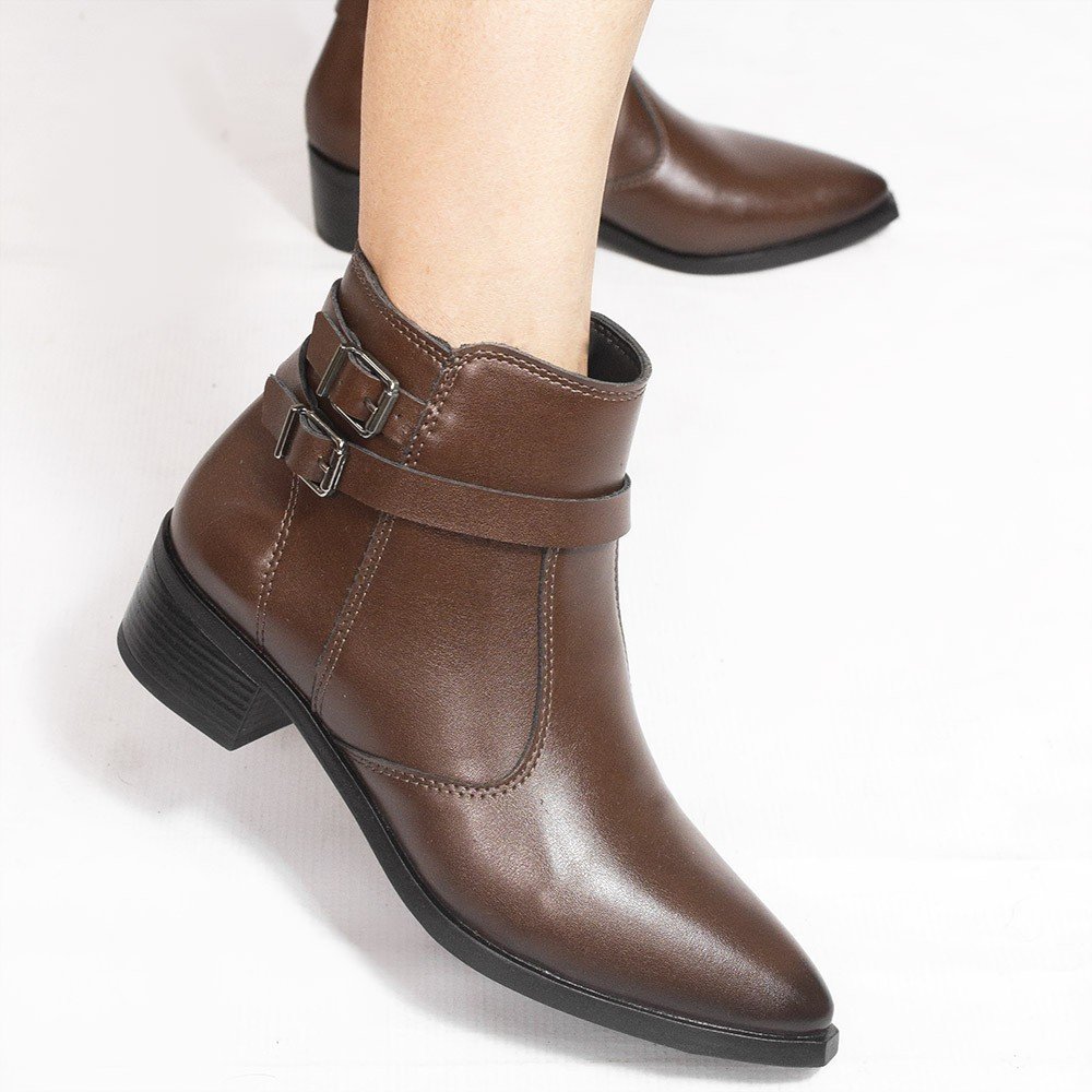 Bota Zatta Bico Fino Fivelas Bethania Marrom Marrom 4