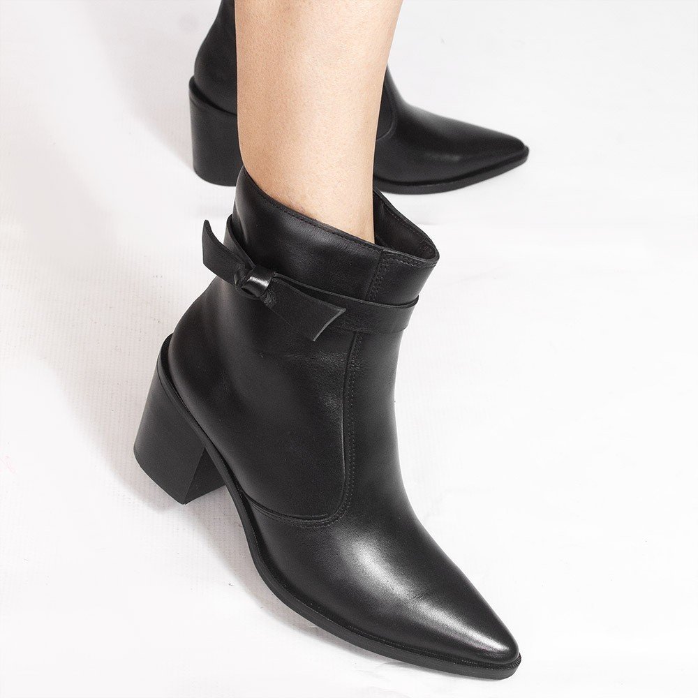 Bota Zatta Cano Médio Laço Couro Gardélia Preto Preto 4