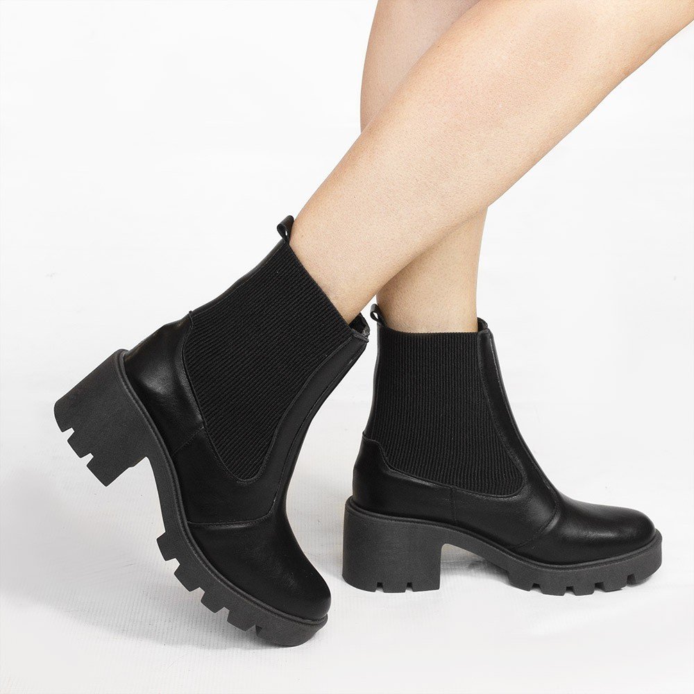 Bota Zatta Coturno Cano Médio Lisa Anastácia Preta Preto 2