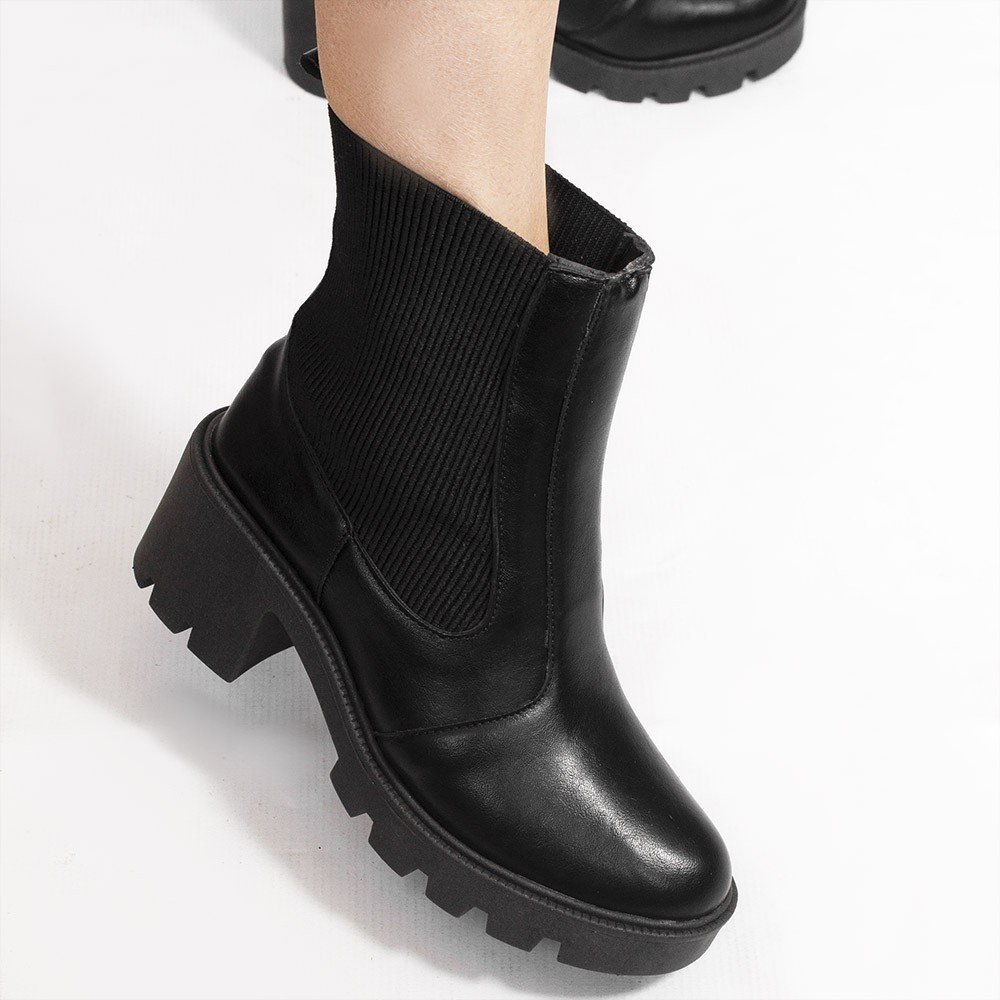 Bota Zatta Coturno Cano Médio Lisa Anastácia Preta Preto 4