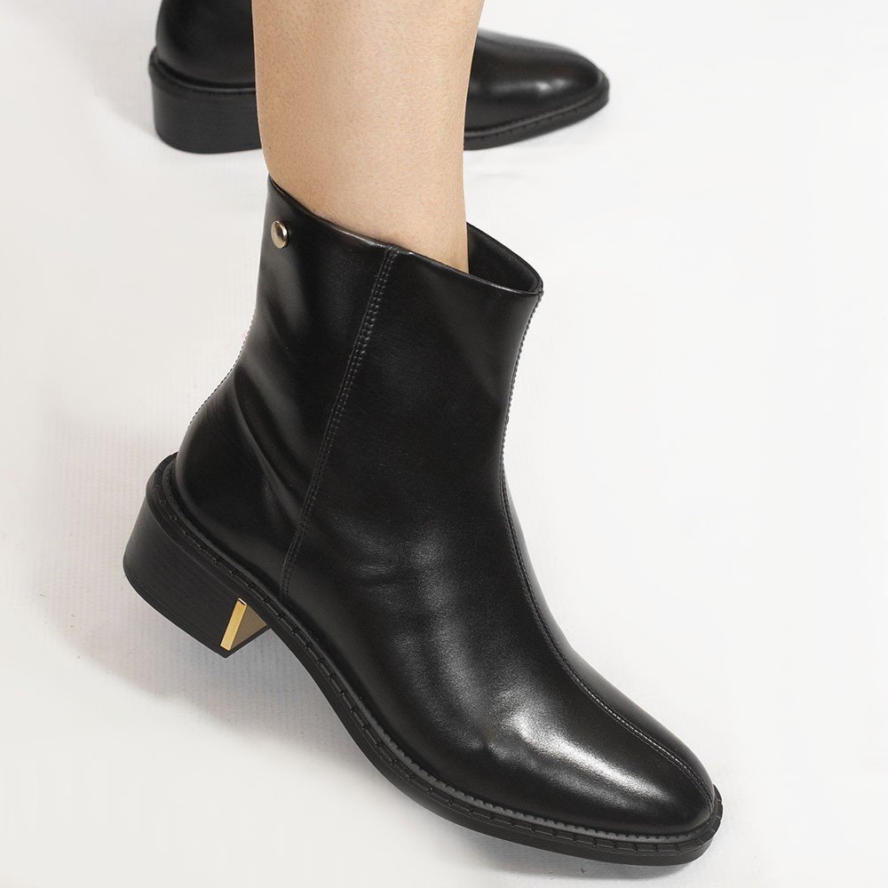 Bota Zatta Salto Bloco Detalhe de Metal Melanie Preta Preto 4