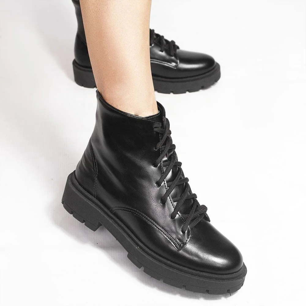 Bota Coturno Zatta Básica Cadarço Raissa Preta Preto 4