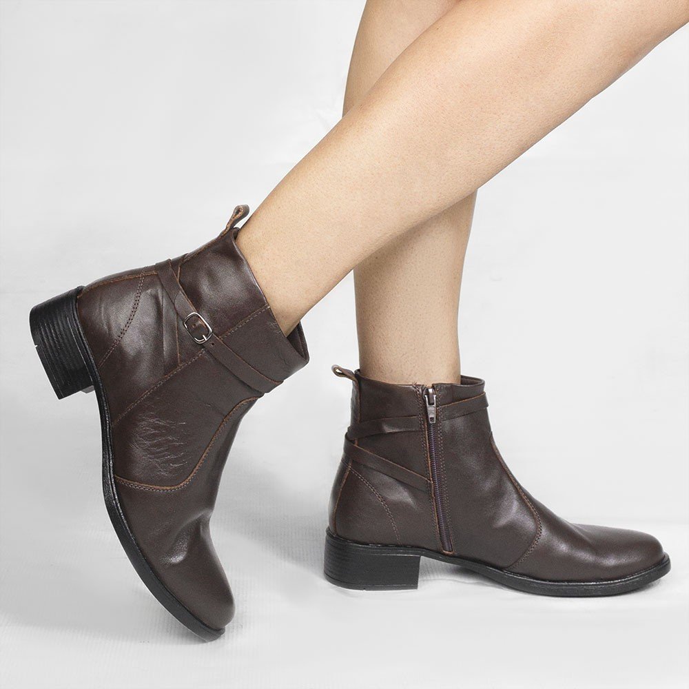 Bota Zatta Fivela Lateral em Couro Madona Marrom Marrom 2