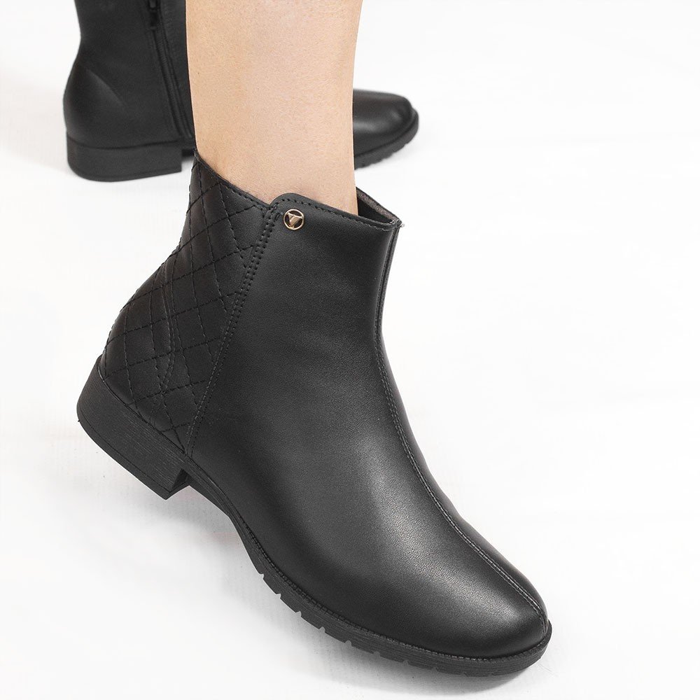 Bota Zatta Detalhe Matelasse Magali Preta Preto 4