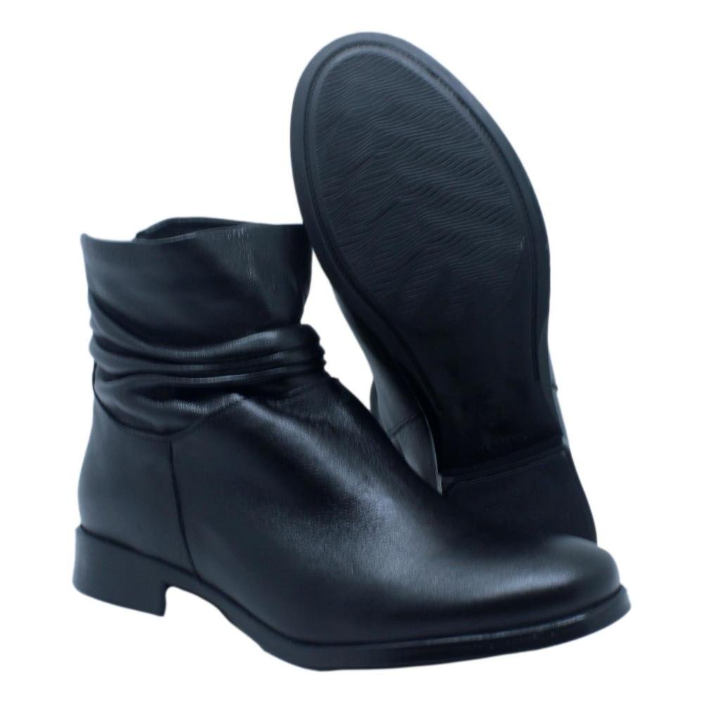 BOTA NEWBORN FEMININA CANO CURTO COURO 9836 Preto 4