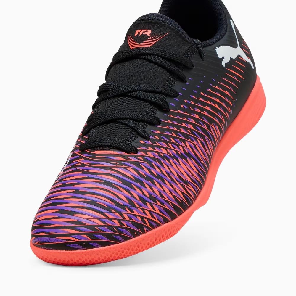 CHUTEIRA FUTSAL PUMA FUTURE 8 PLAY IT MASCULINA 108379 Preto/Laranja 3