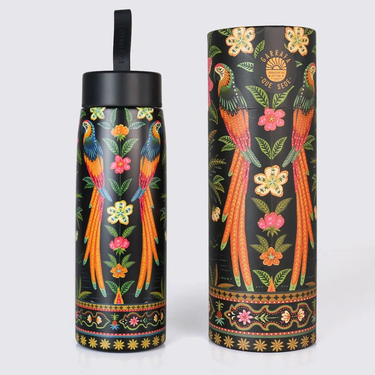 GARRAFA FARM QUE SEDE SAMBA DAS ARARAS 750ML 78325874A Preto/Verde/Rosa 4