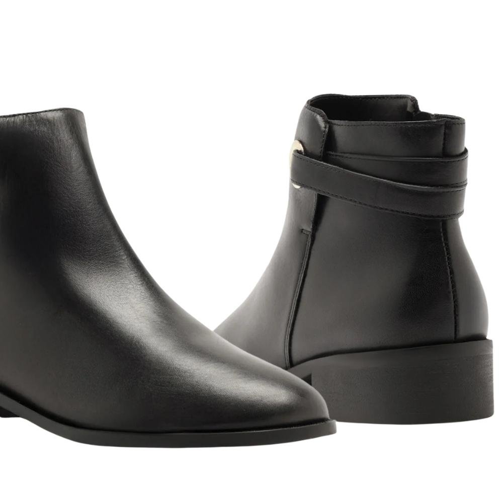 BOTA CANO AREZZO CURTO COURO FEMININA TIRA ILHÓS A137610003 Preto 4