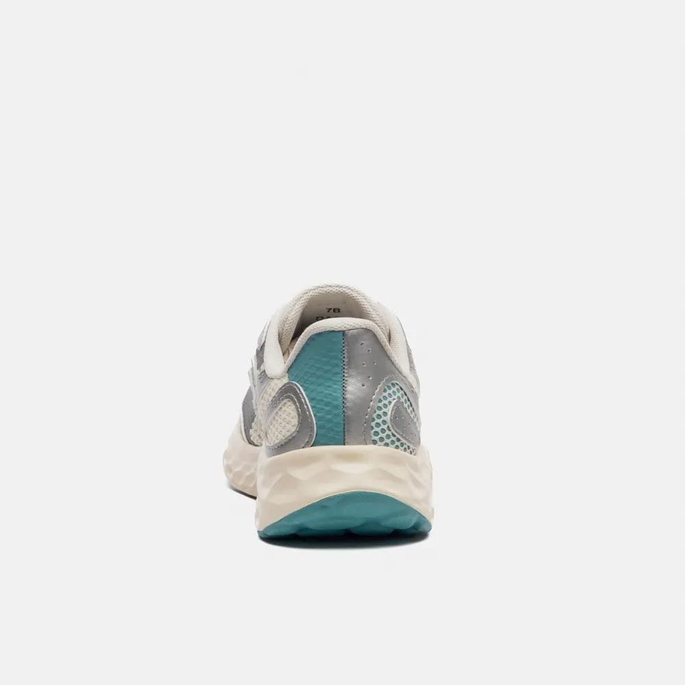 TÊNIS NEW BALANCE ESPORTIVO FEMININO ARISHIV4 FRESH FOAM WARIS4F Branco/Prata/Verde 5