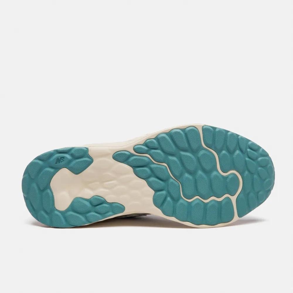 TÊNIS NEW BALANCE ESPORTIVO FEMININO ARISHIV4 FRESH FOAM WARIS4F Branco/Prata/Verde 6