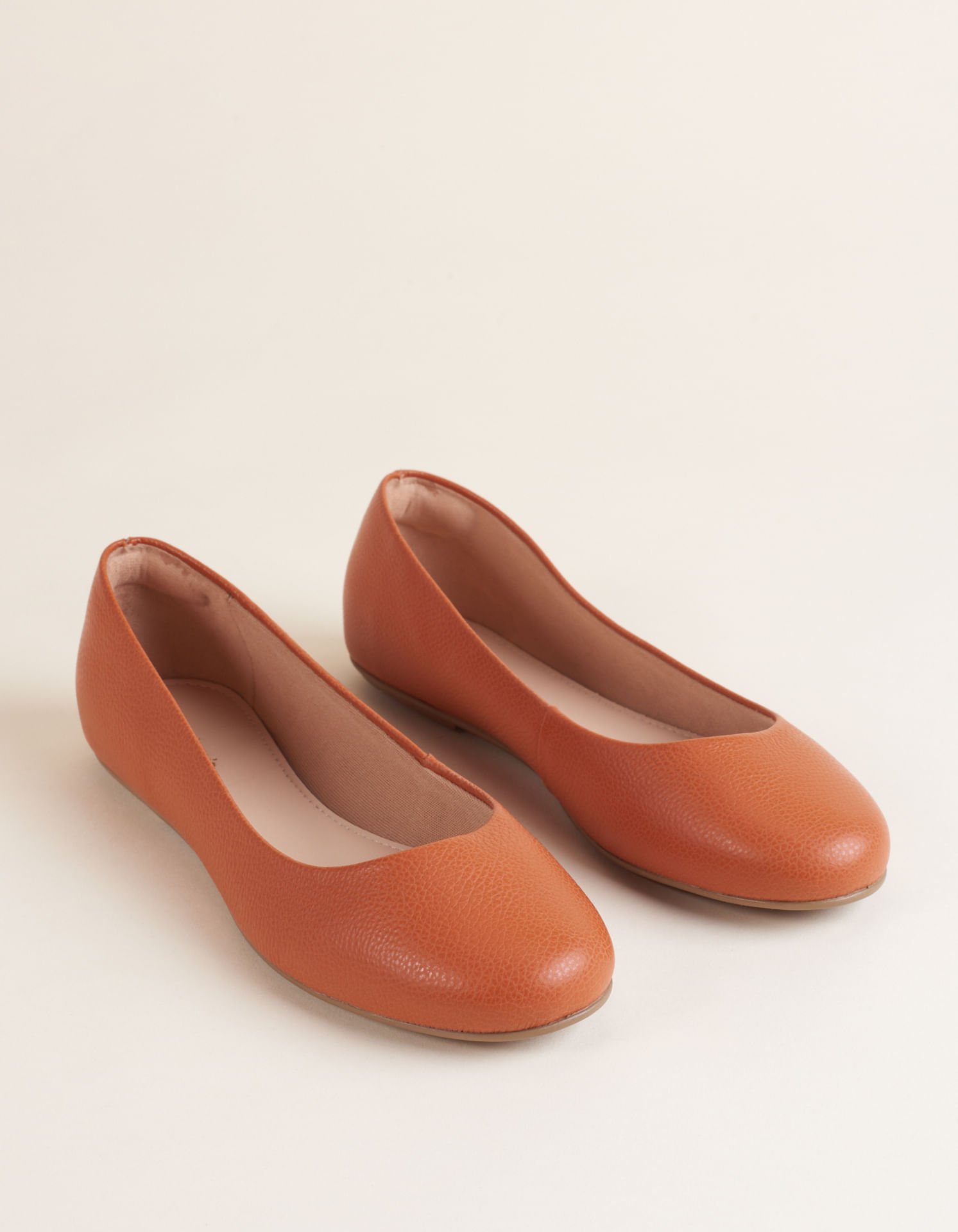 Sapatilha Couro Bico Redondo Via Mia - Camel Marrom 1