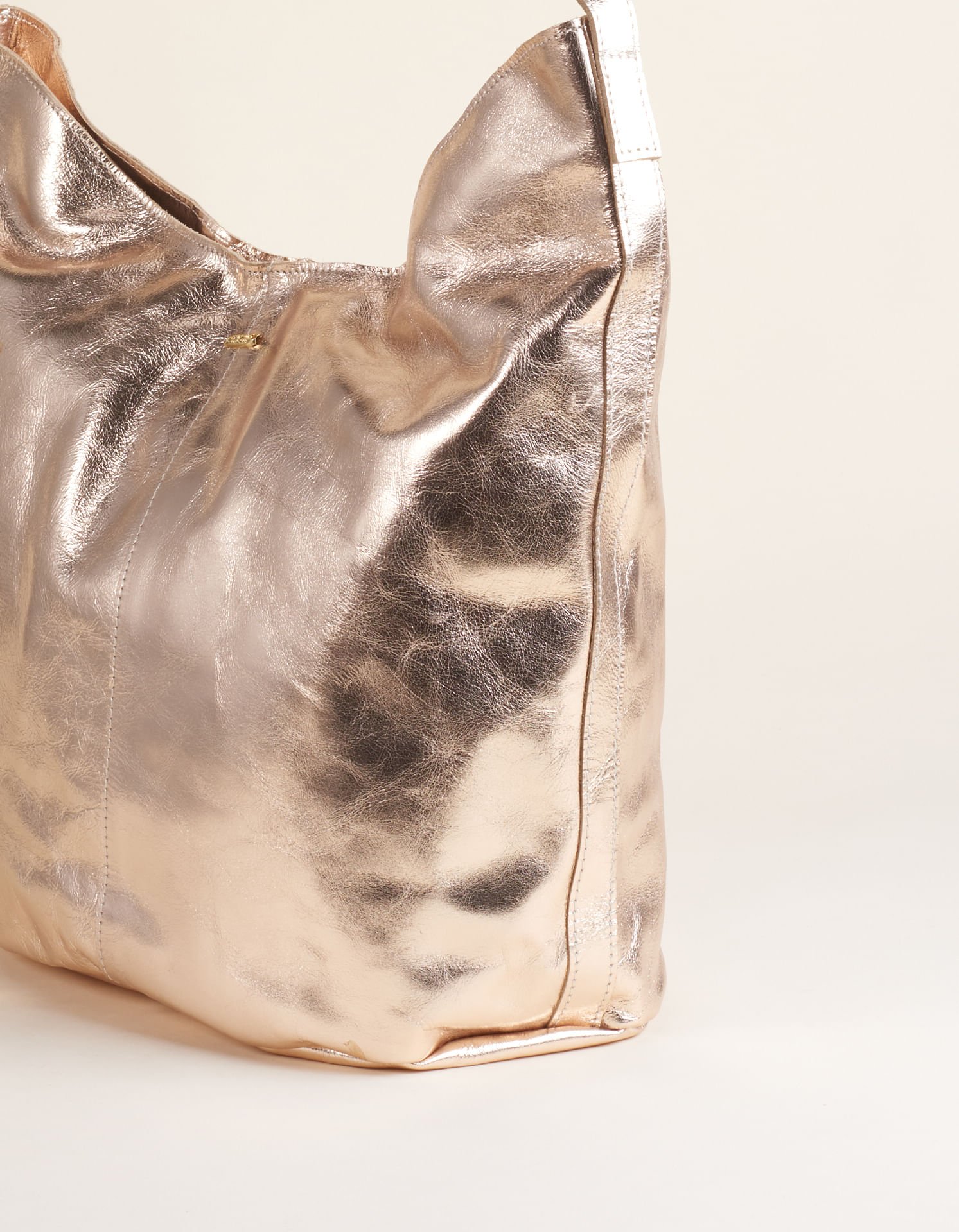Bolsa Grande Couro Via Mia - Ouro Light Dourado 2