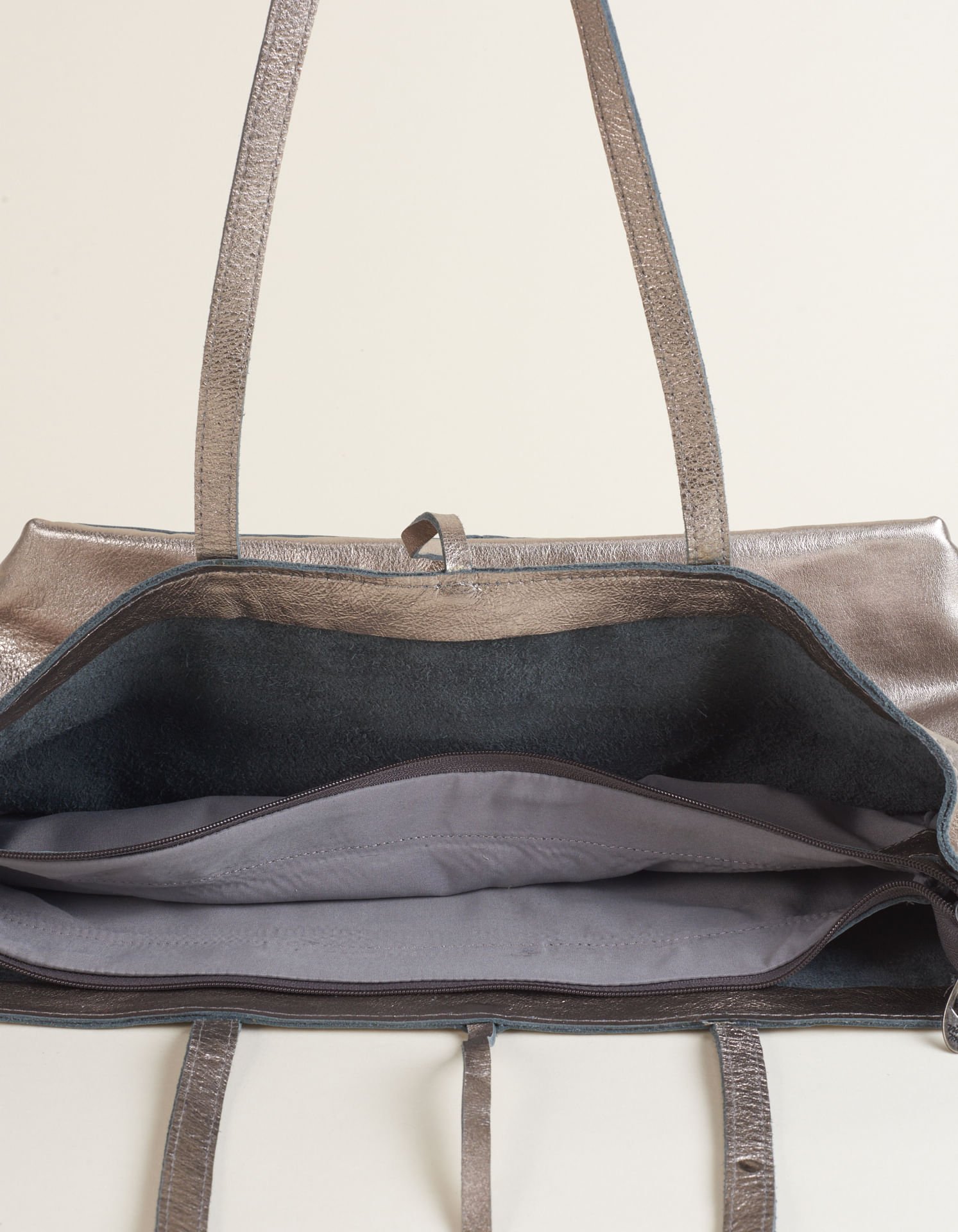 Bolsa Grande Couro Retangular - Prata Velho Prata 4