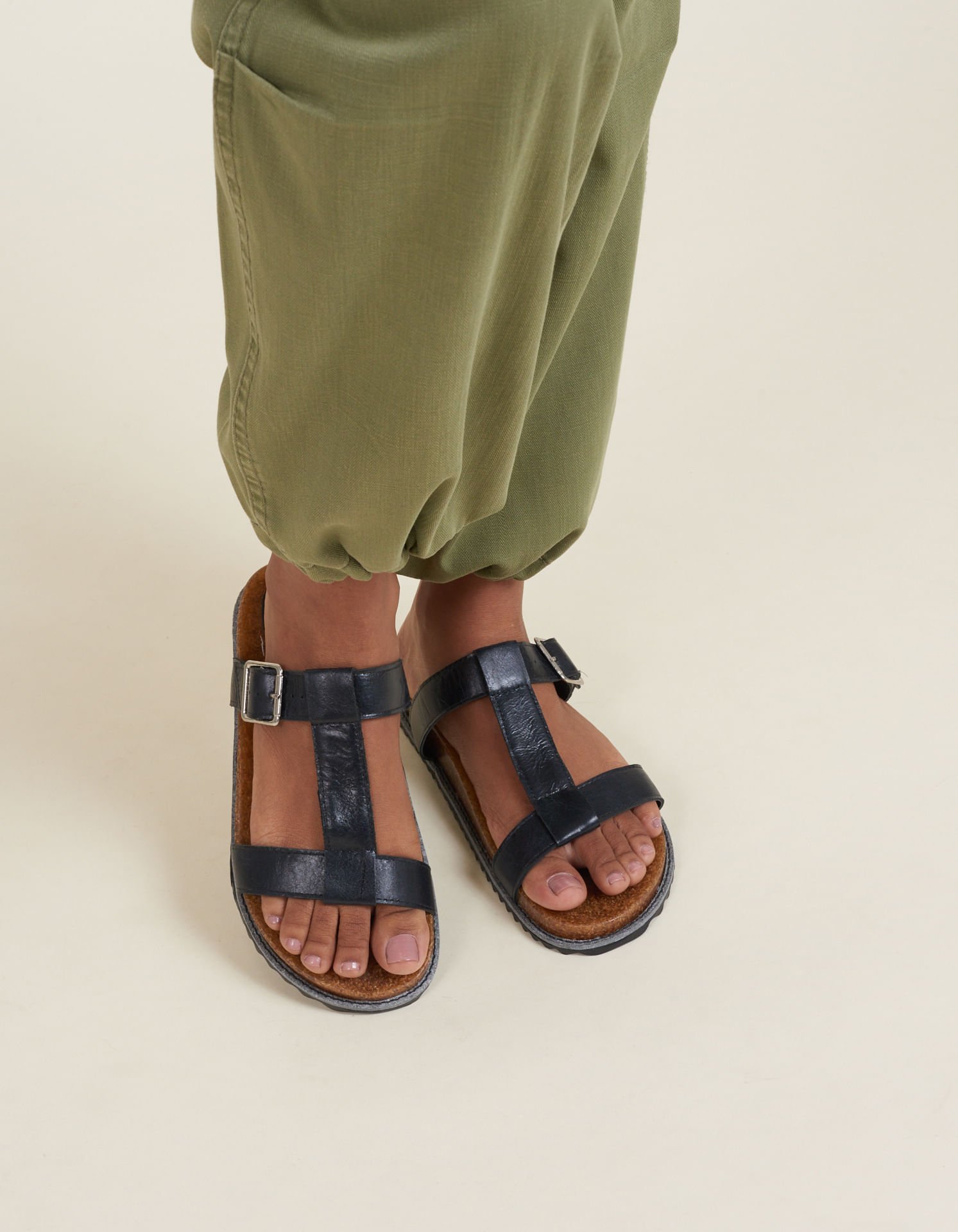 Papete Couro Encerado Com Fivela Cortiça -Preto Preto 1