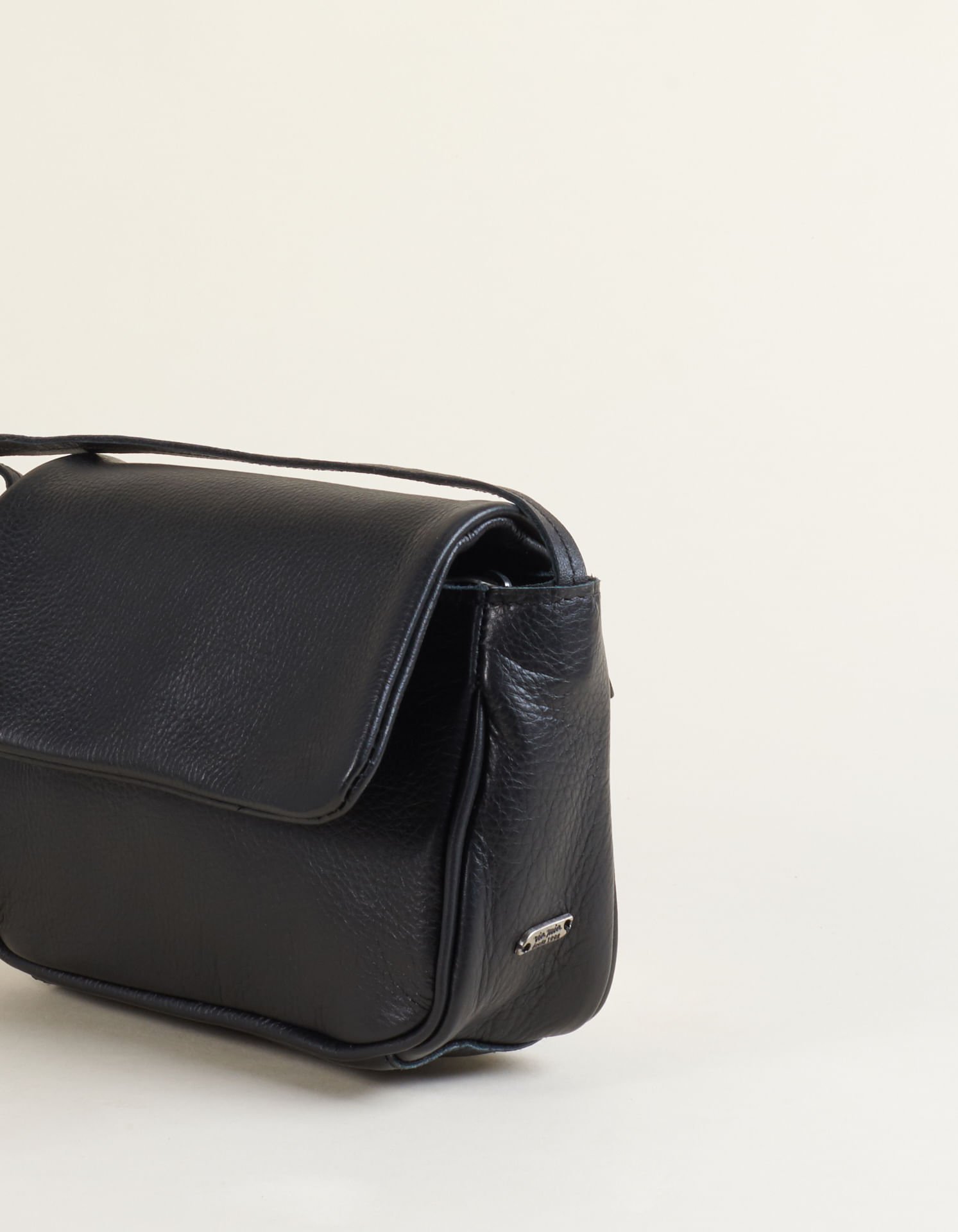 Bolsa Couro Pequena Troca Tampa Laço - Preto Preto 4