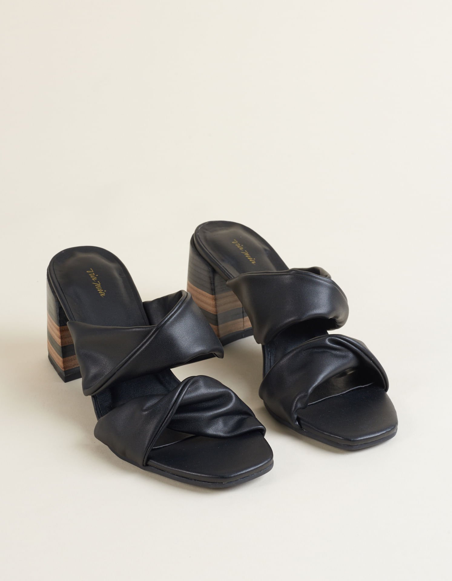 Sandália Média Soft Estilo Tamanco Tiras Torcidas E Salto Fachetes - Preto Preto 2