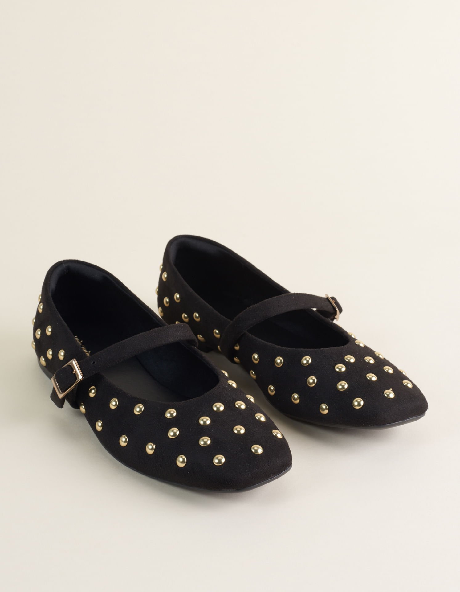 Sapatilha Soft Com Tachas - Preto