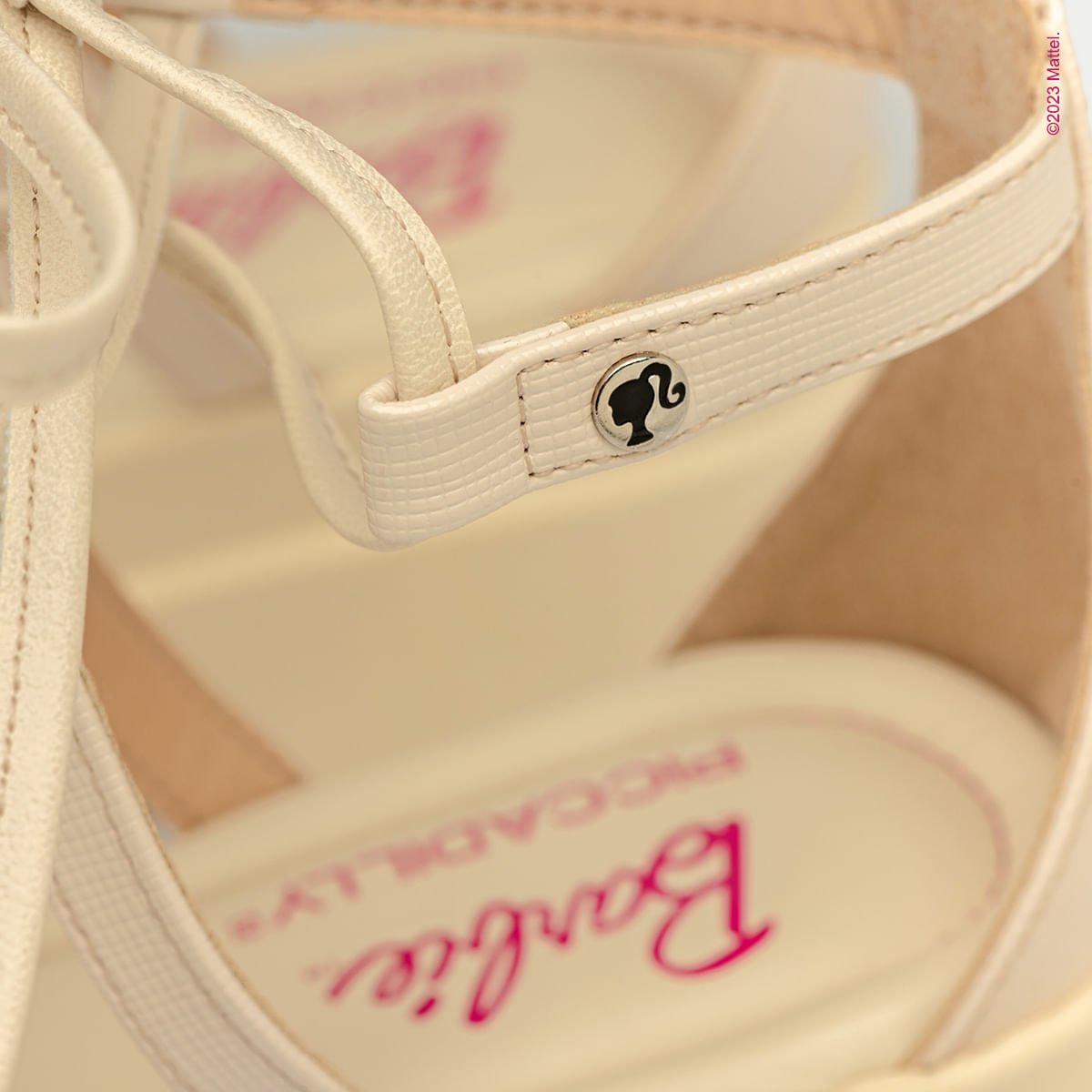 Sandália Barbie™ Anabela Médio Off White Branco 4