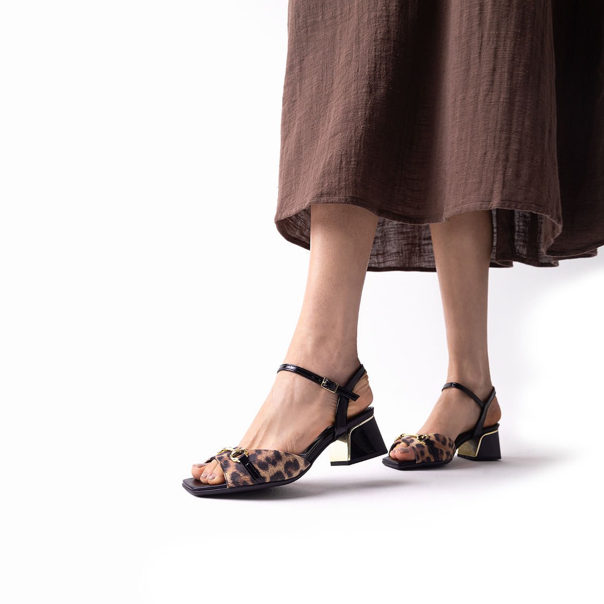 Sandália Renee Salto Médio Animal Print Marrom 5