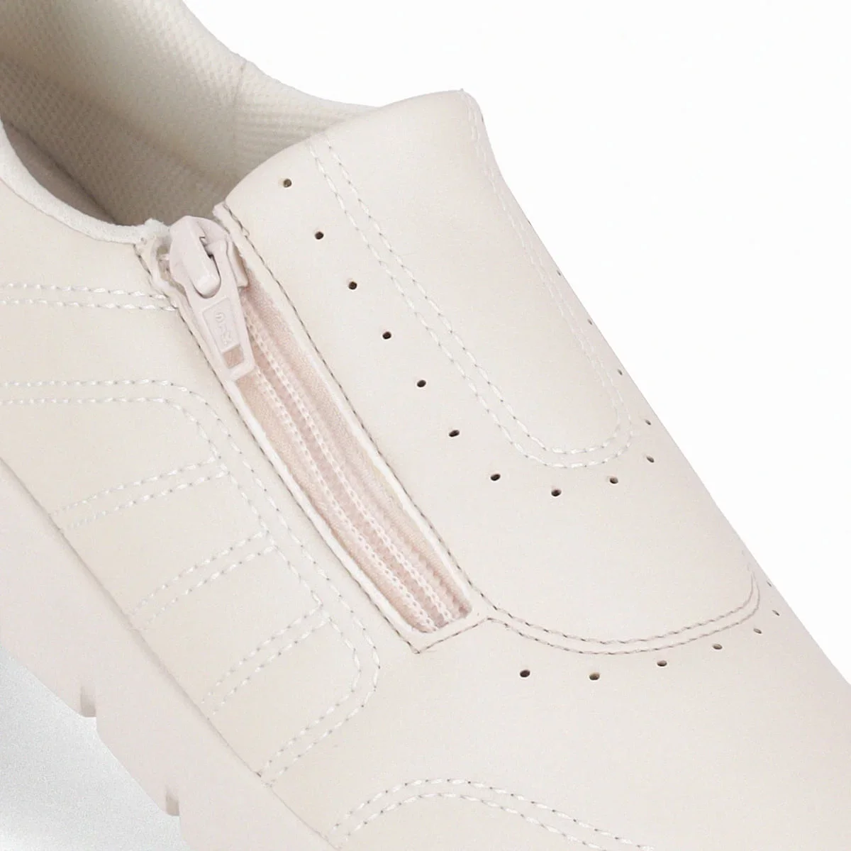 Tênis Vicky Salto Baixo Off White com Ouro Bege 4