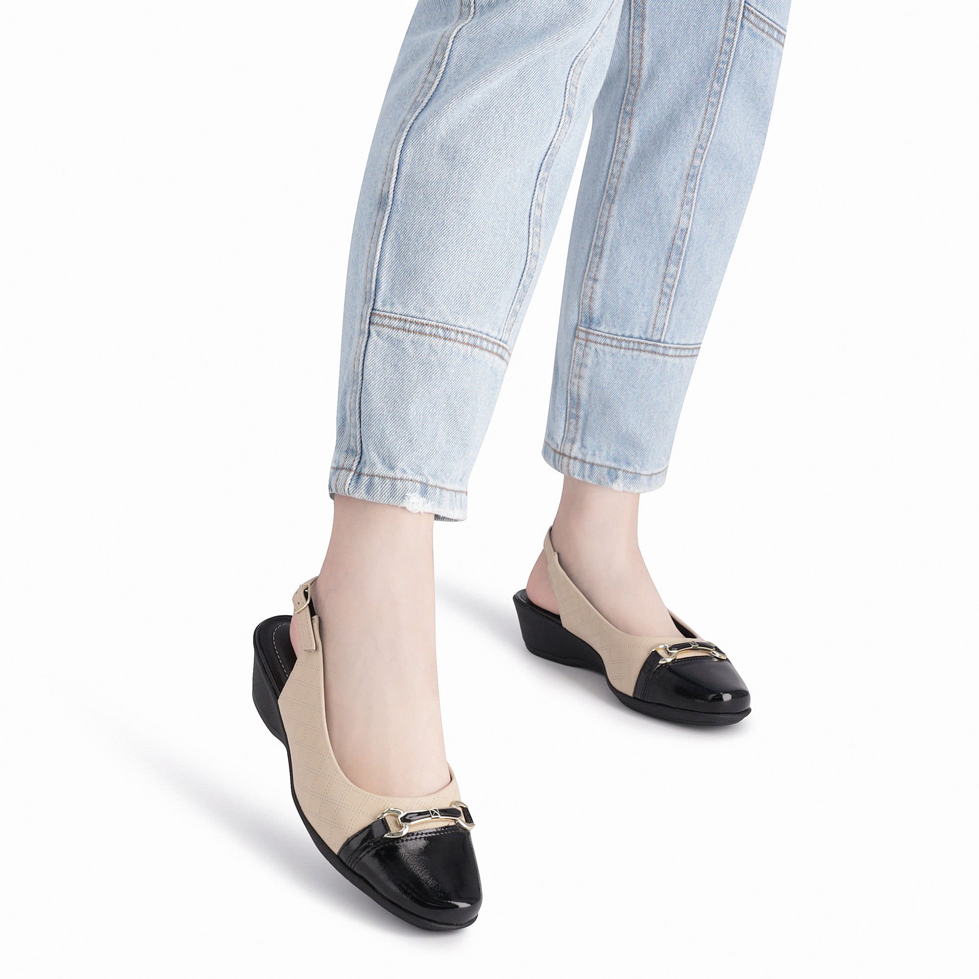 Sapato Slingback Ivone Anabela Médio Brule com Preto Bege/Preto 3