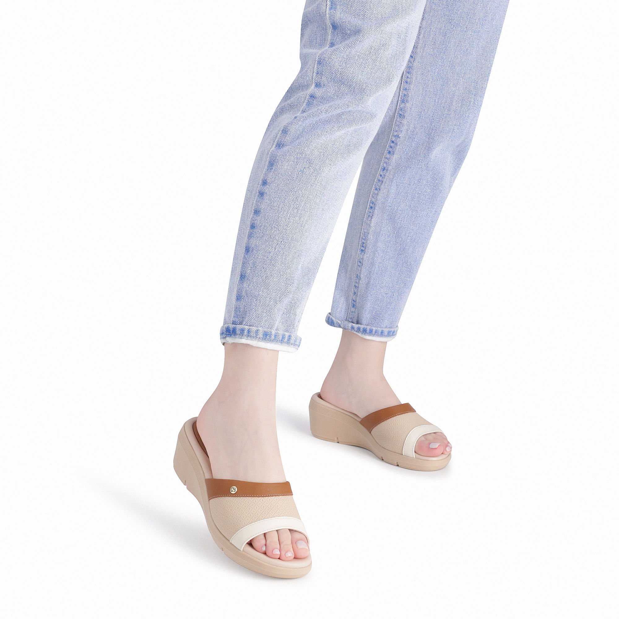 Tamanco Cecilia Anabela Médio Brule com Mascavo Bege/Marrom 3