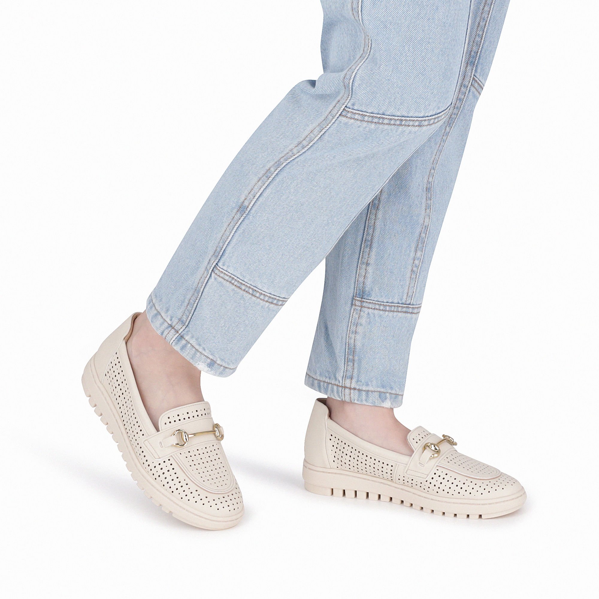 Sapato Mocassim Salto Baixo Off White Branco 3
