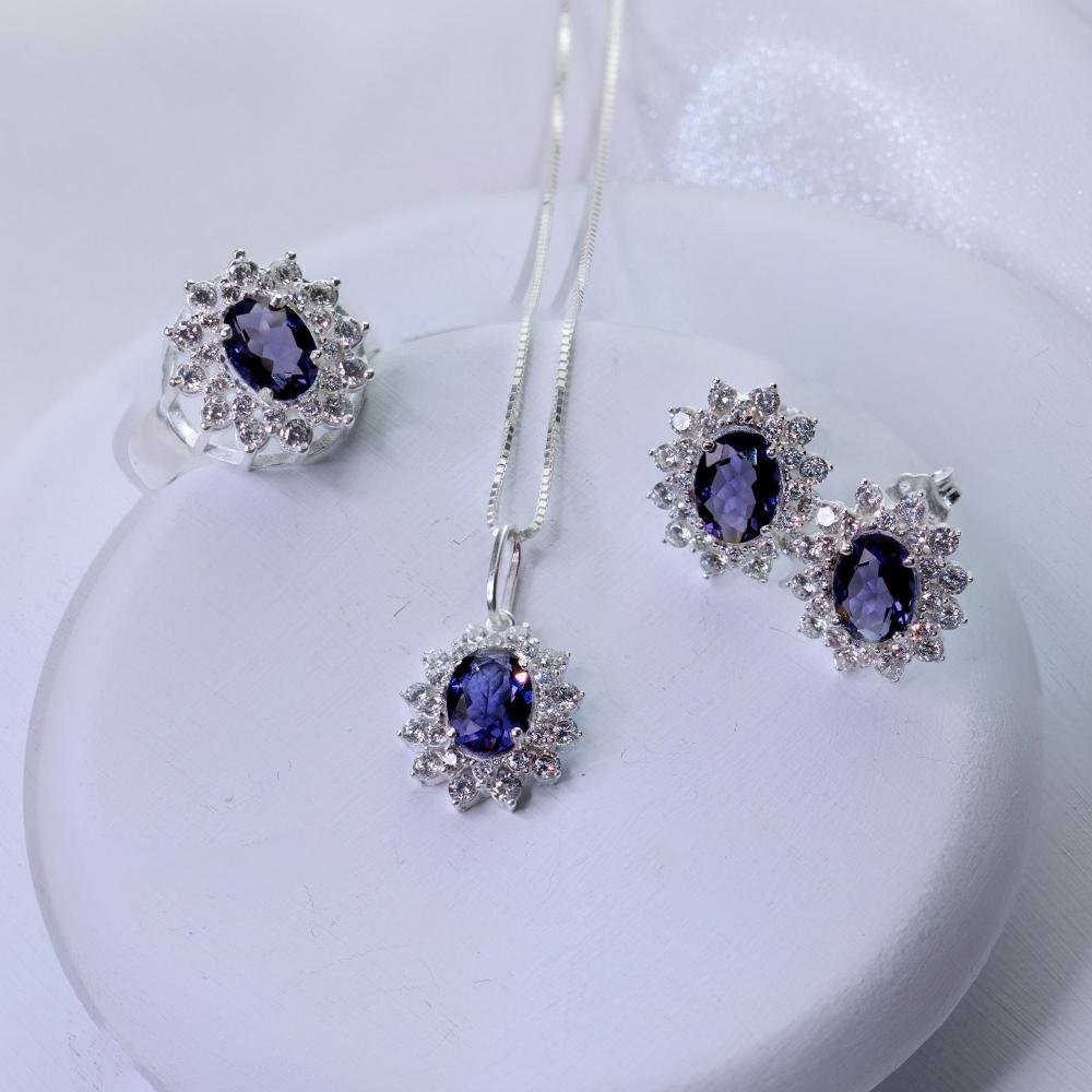 Anel de Prata Coleção Queens Cristal Tanzanita 6x8 e Zircônias Brancas Prata 3