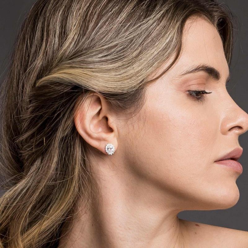 Brinco de Prata Coleção Queens Cristal 5x7 e Zircônias Bran Prata 4