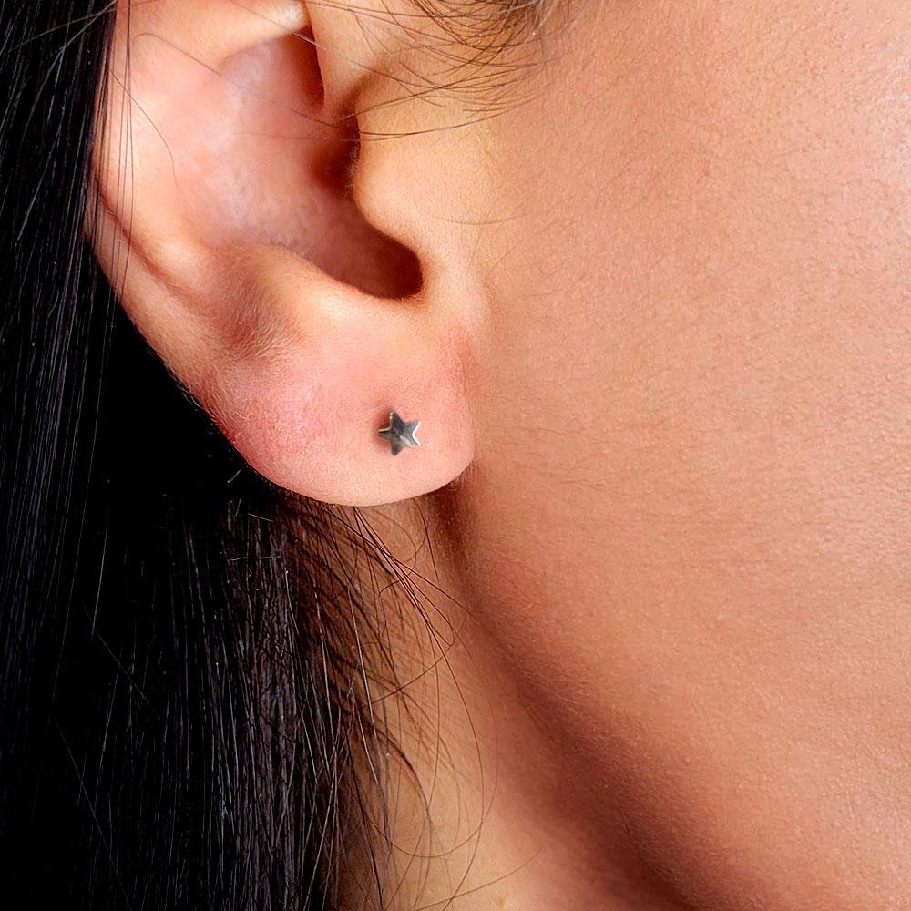 Brinco Aço Flor 3.8mm Prata 3