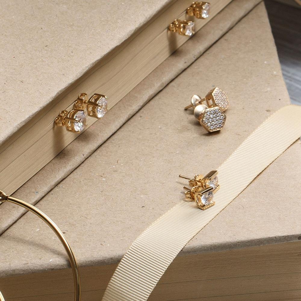 Brinco Prata c/ Ouro 18K Ponto de Luz 5mm Dourado 2