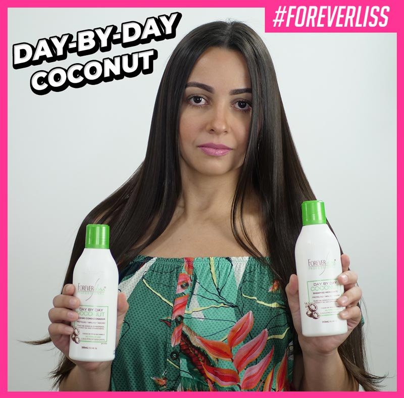 Kit Shampoo E Bálsamo Day By Day Coconut Forever Liss 2x300ml ÚNICO 2