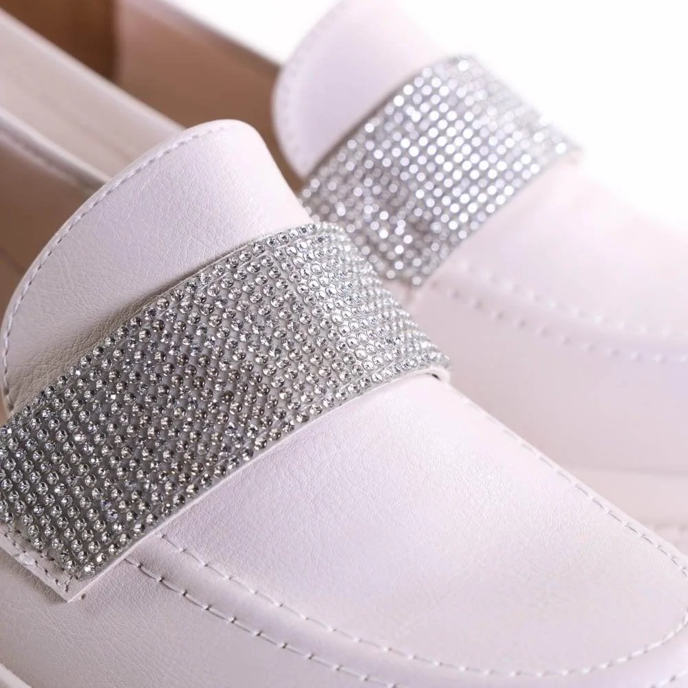 Mocassim Feminino Via Marte Com Strass 23-907 Bege Bege 4