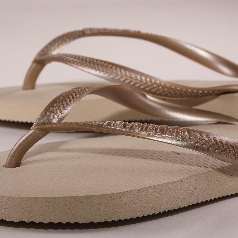 Chinelo Havaianas Slim FC Feminino 2032 Bege 2