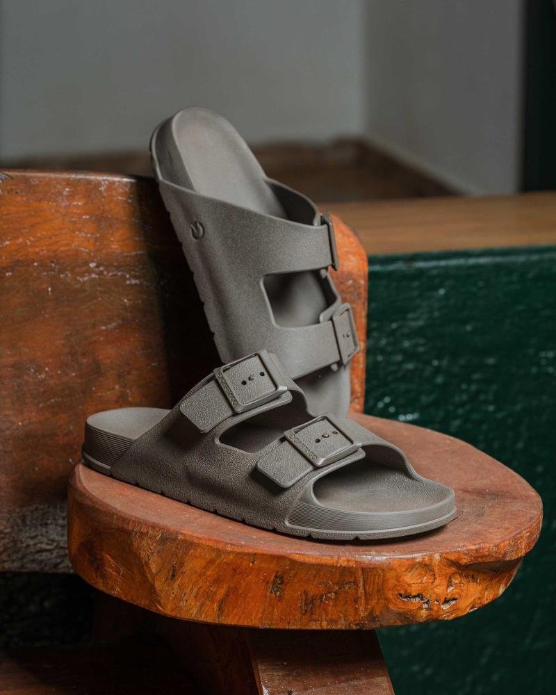 Chinelo Masculino Slide Torino Cartago Grendene 12548 Marrom Cinza 4
