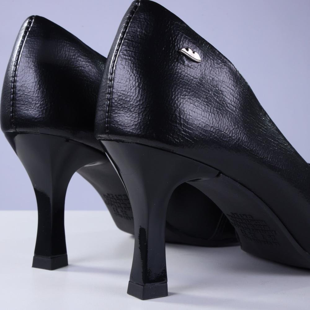 Scarpin Feminino Dakota D01112 Preto Preto 7