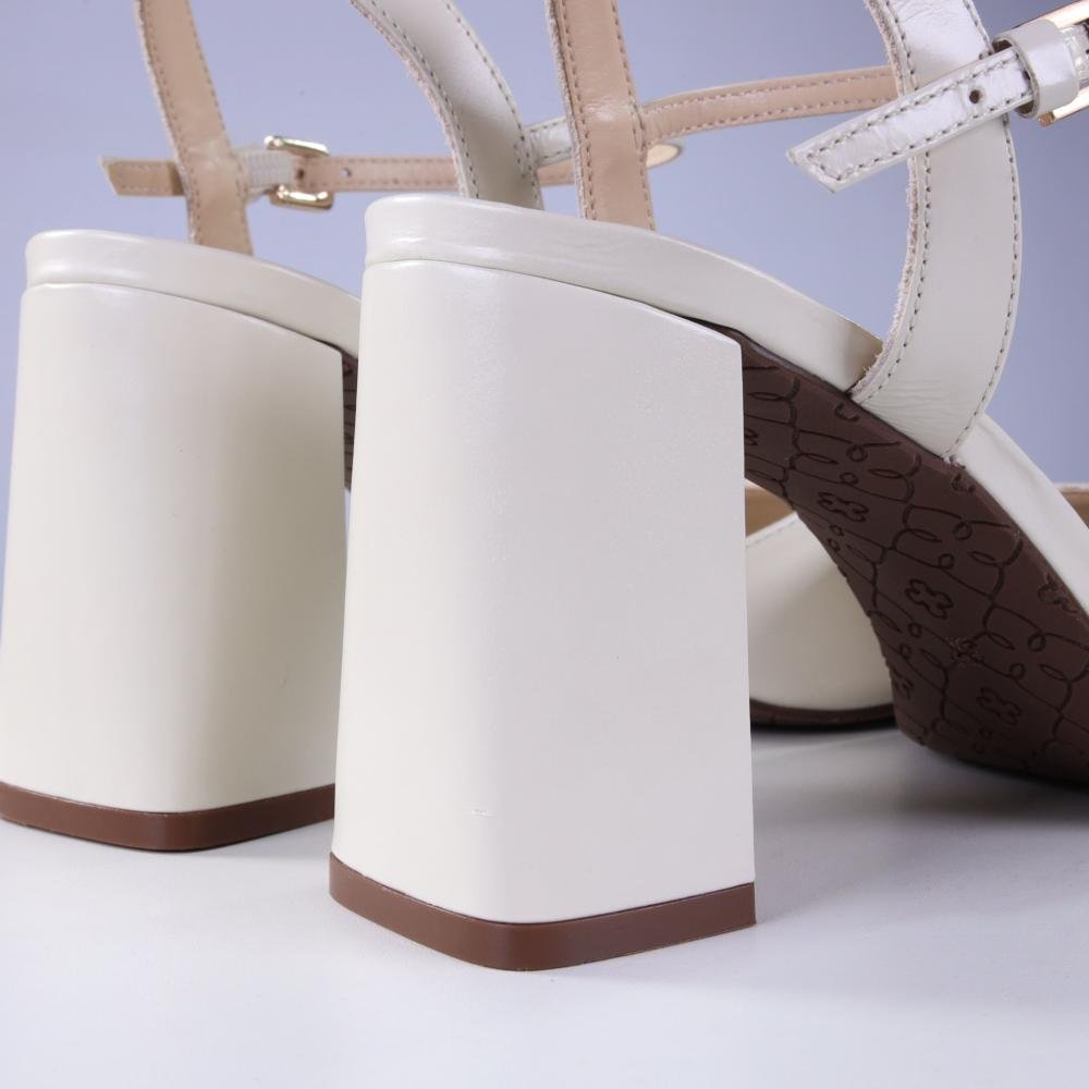 Sandália Capodarte Feminina 4019256 Duna Branco 5