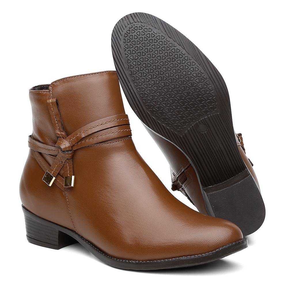 Bota Feminina Cano Curto Couro Salto Baixo Confortável Marrom 5