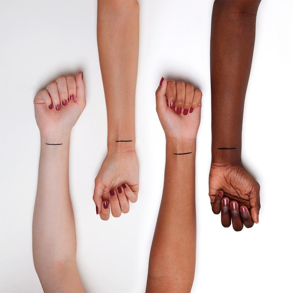 Essence Eyeliner Preto Delineador Líquido Matte À Prova D'Água 1ml ÚNICO 4