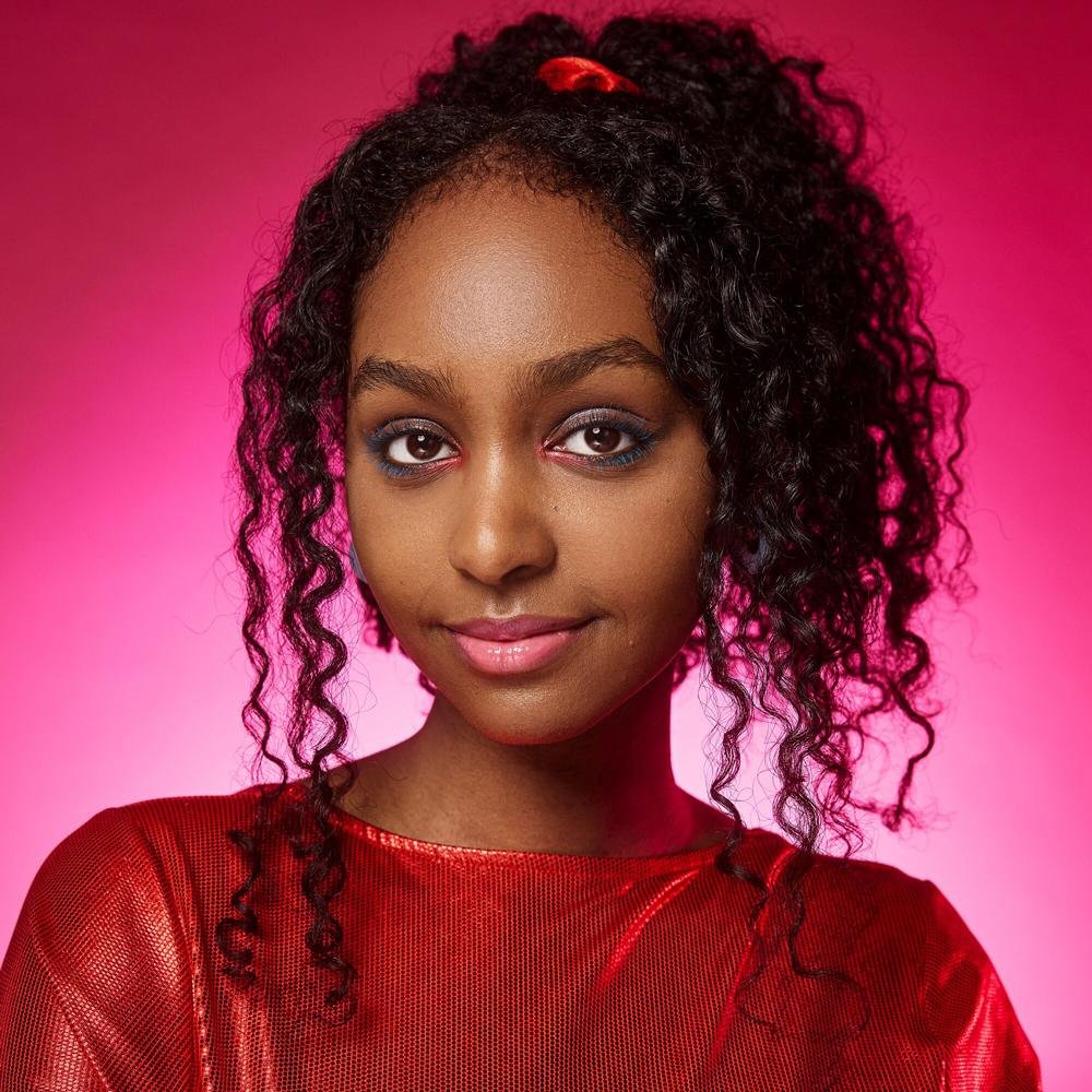 Essence Harley Quinn Jelly Batom 03 Bad Mauve 03 Bad Mauve