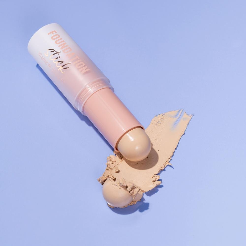 ESSENCE FOUNDATION 50 BASE 10G Cor 50 6