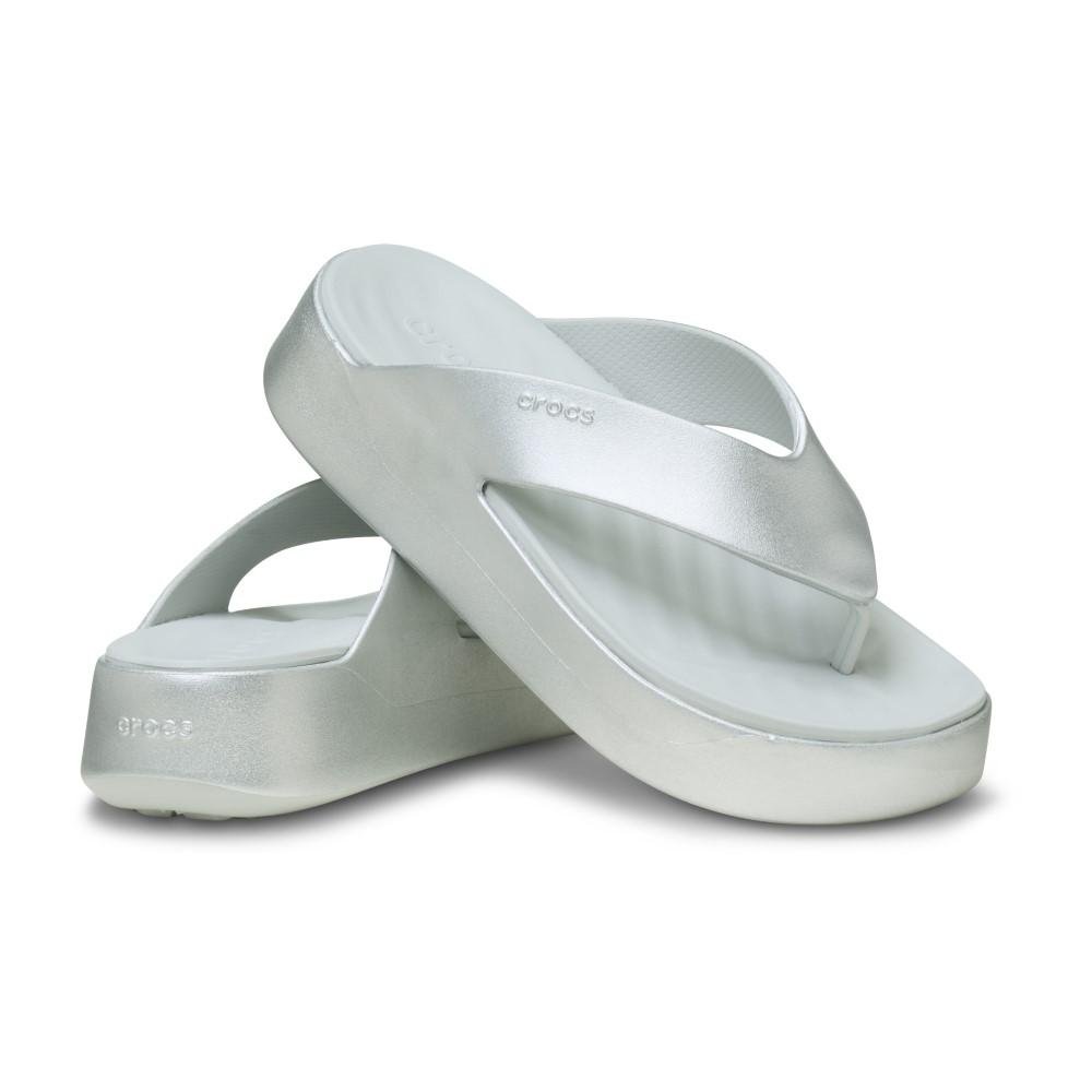 Sandália Crocs Getaway Metallic Platform Flip  SILVER Silver 4