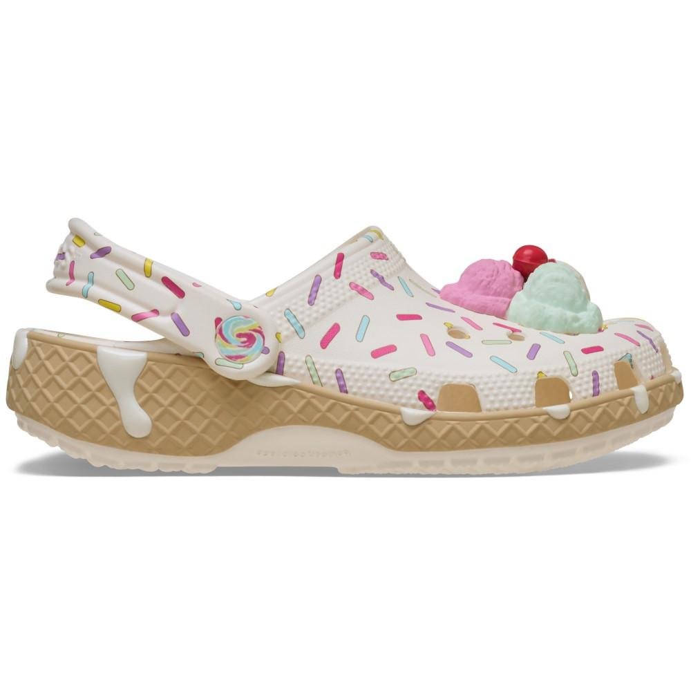 Sandália Crocs Classic Ice Cream Sundae Clog  K Chalk