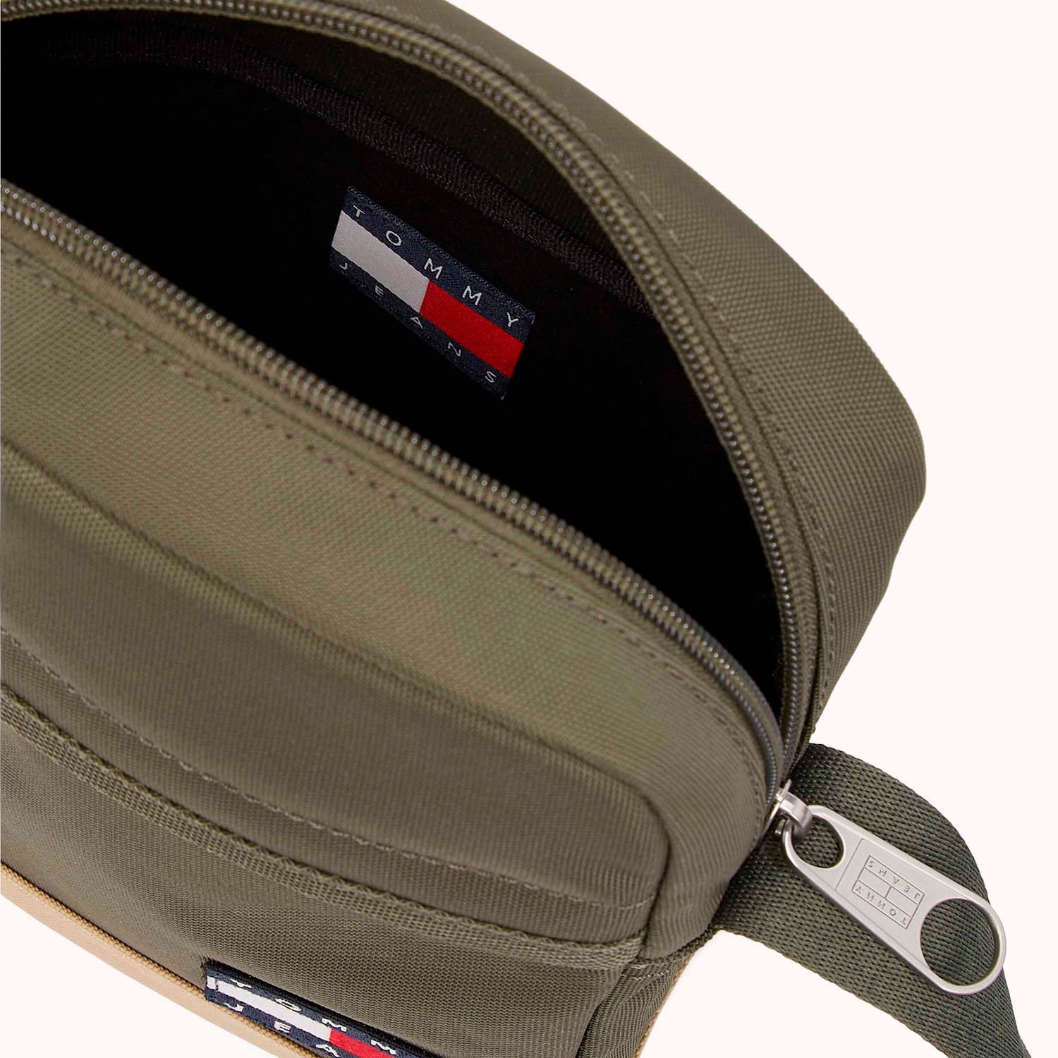 Bolsa Tommy Jeans Daily Square Marrom 3