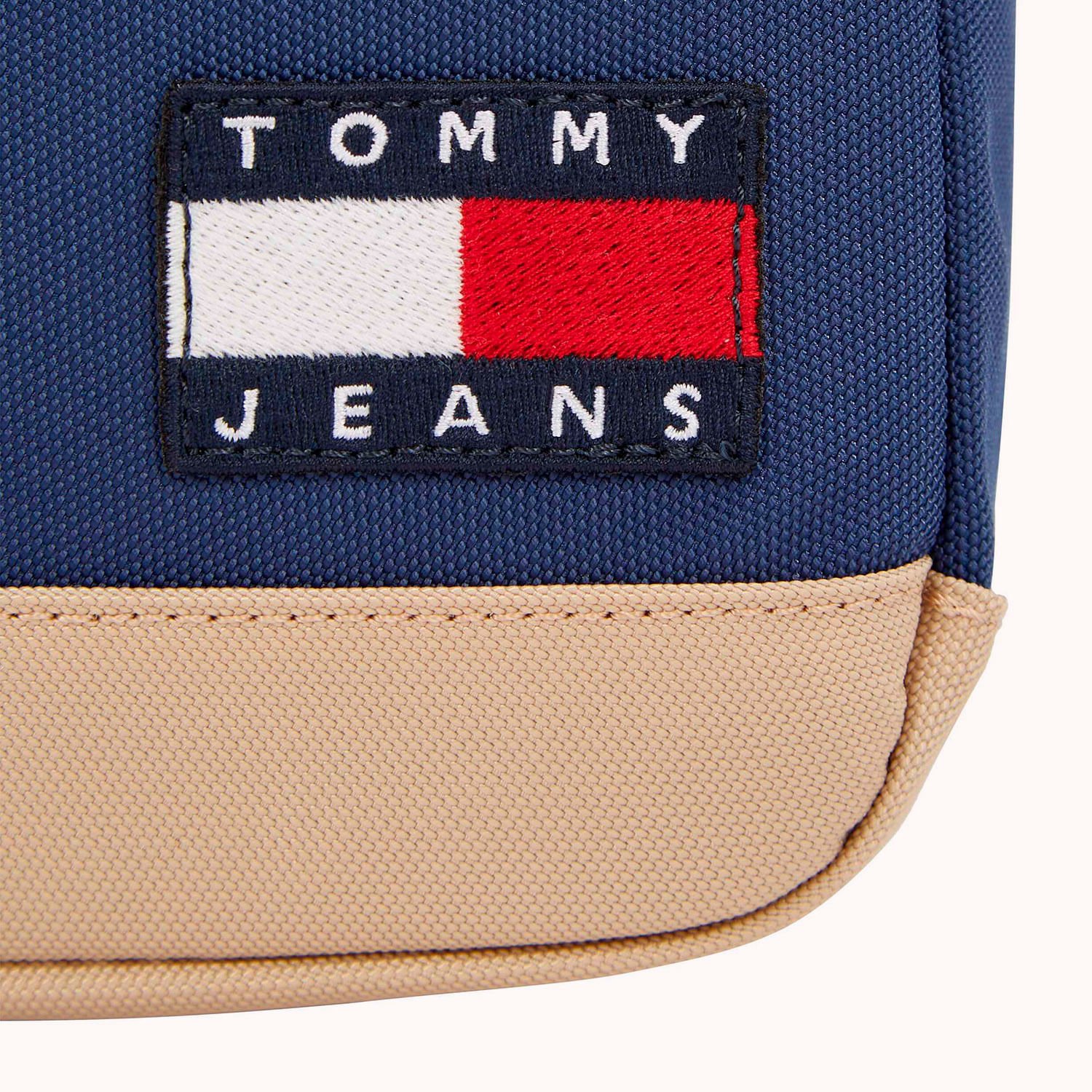Bolsa Tommy Jeans Daily Square Azul 4