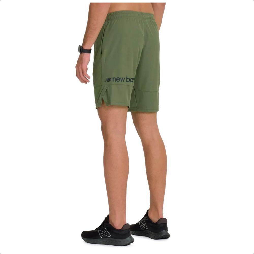 Bermuda New Balance Tenacity 9" Masculina Verde 2