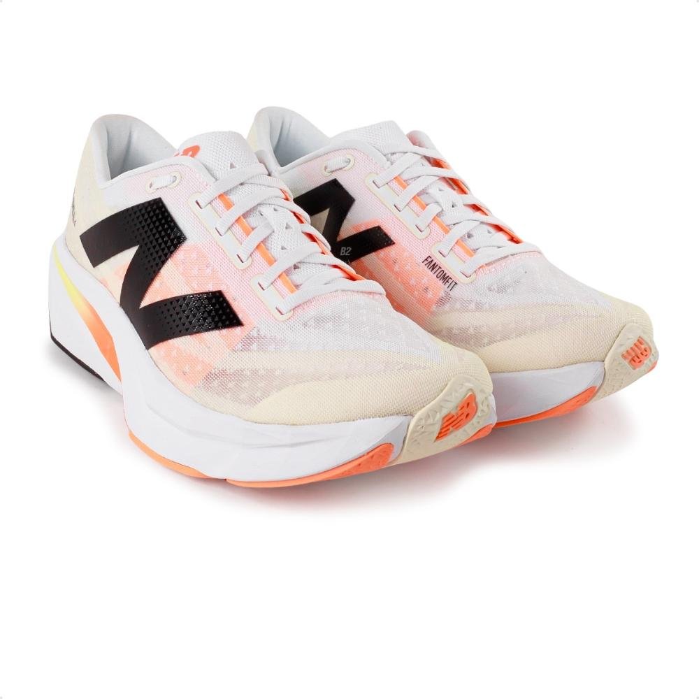 Tenis New Balance Fuelcell Rebel V4 Feminino Bege/Laranja 3